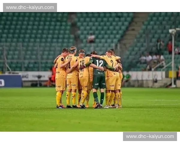 北欧绿茵的冰与火之歌：萨尔普斯堡vs莫尔德，一场灵魂深处的战术博弈